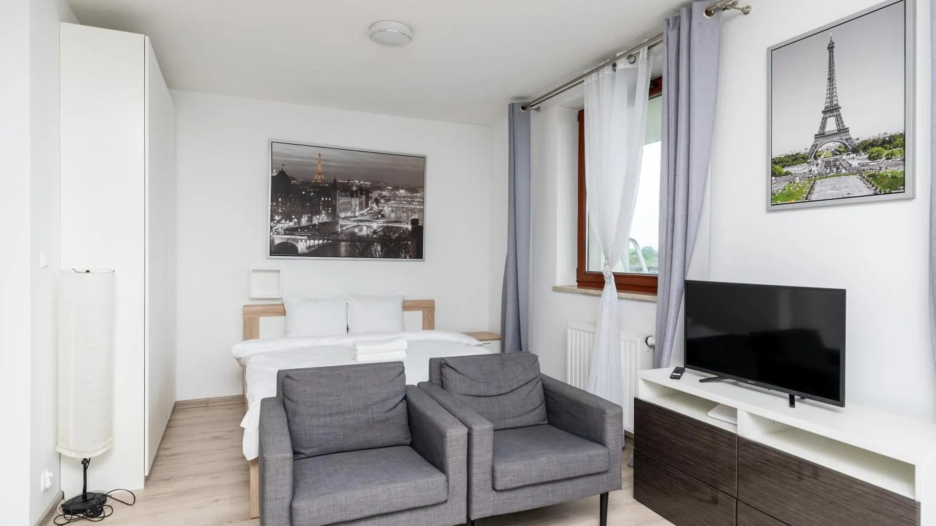 Zabiniec Paris Studio Krakau 0*,